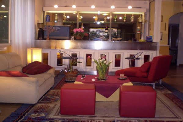 Hotel Criss Rimini Exterior photo